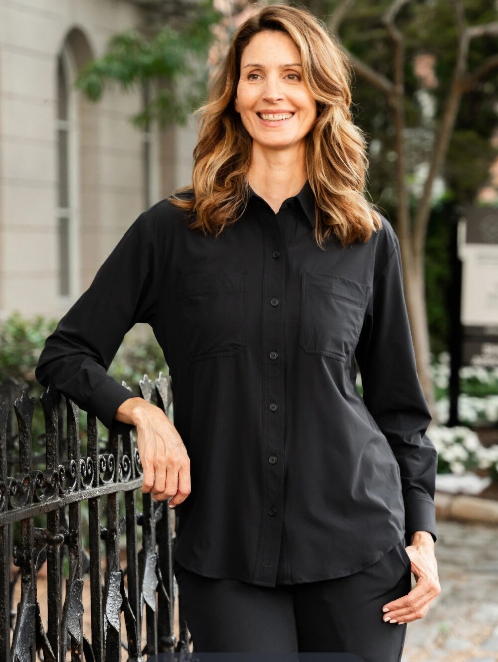 SCOTTeVEST Sabrina Shirt Women's M1 Black 6 Pocket